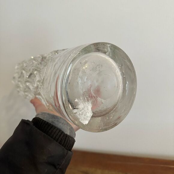 Vintage Italian Lattice Cut Glass Tall Vase - Picture 6 of 10